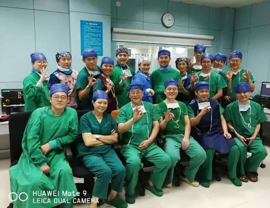 长海医院徐志云陆方林教授团队携中国原创经导管三尖瓣置换系统登陆