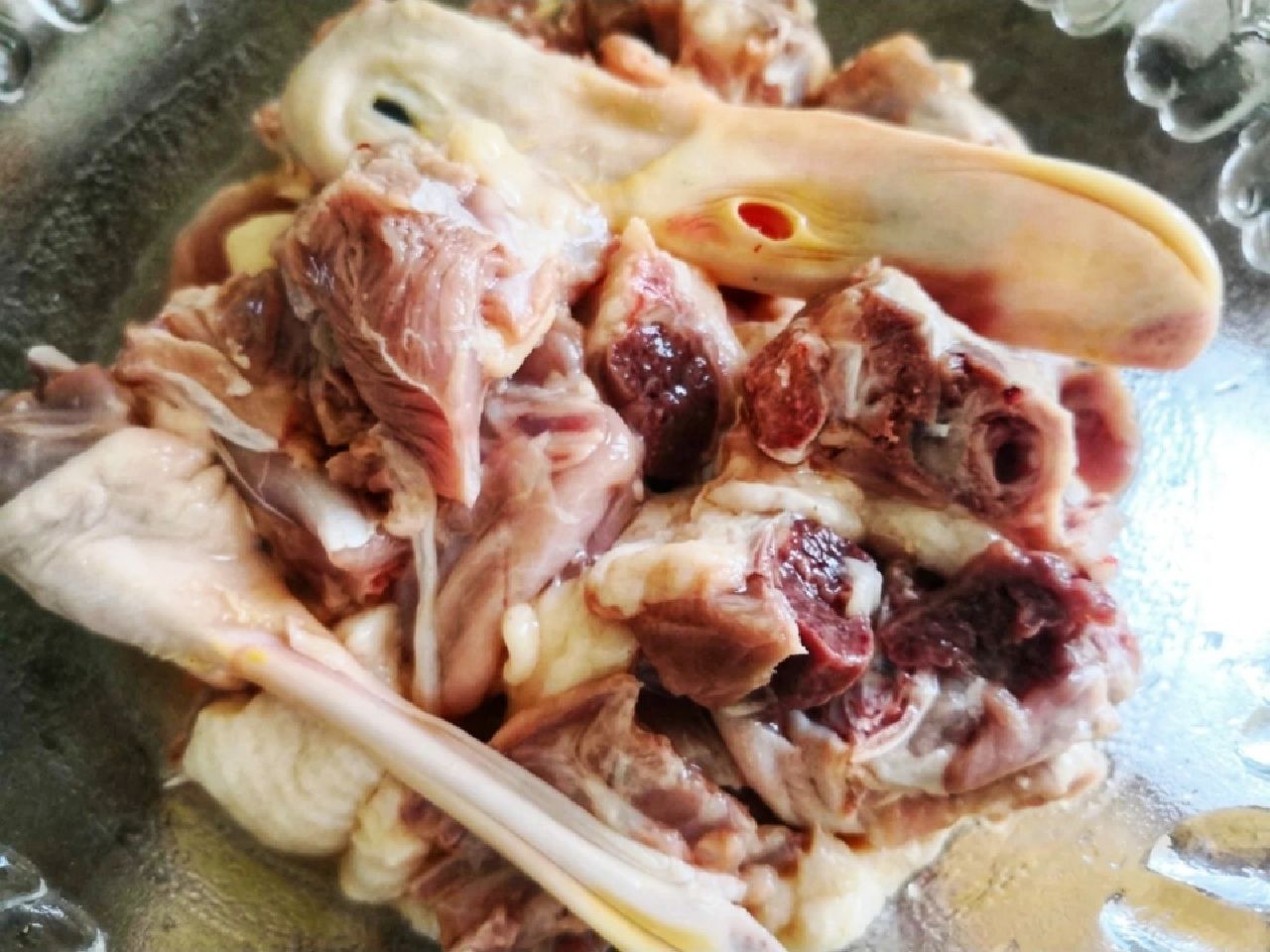 做啤酒鸭加不加水很多人不懂难怪鸭肉味道淡寡无味涨知识了