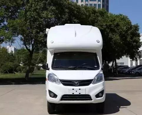 13万的城堡式房车小肚量大空间c1照就能开