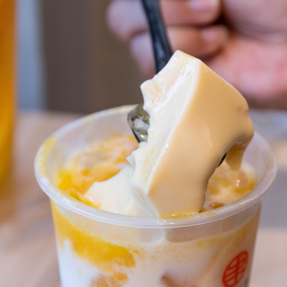 半杯都是料的超级网红书亦烧仙草霸气登陆保定