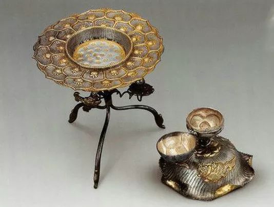 烹茶尽器扶风法门寺出土唐代御用茶具