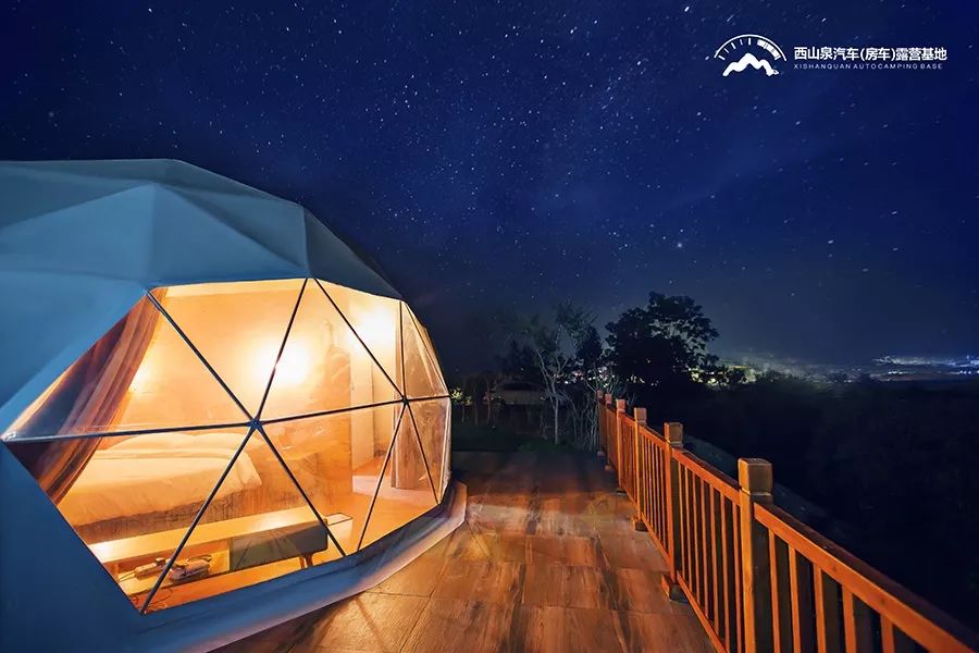 观星帐篷02夜晚亦能与星空私语,将心事诉诸于满天星辰.