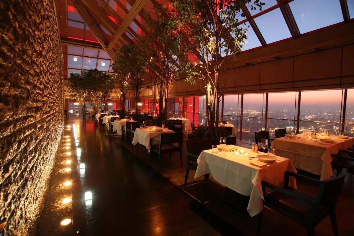 全景vr酒吧给你不一样的视觉体验