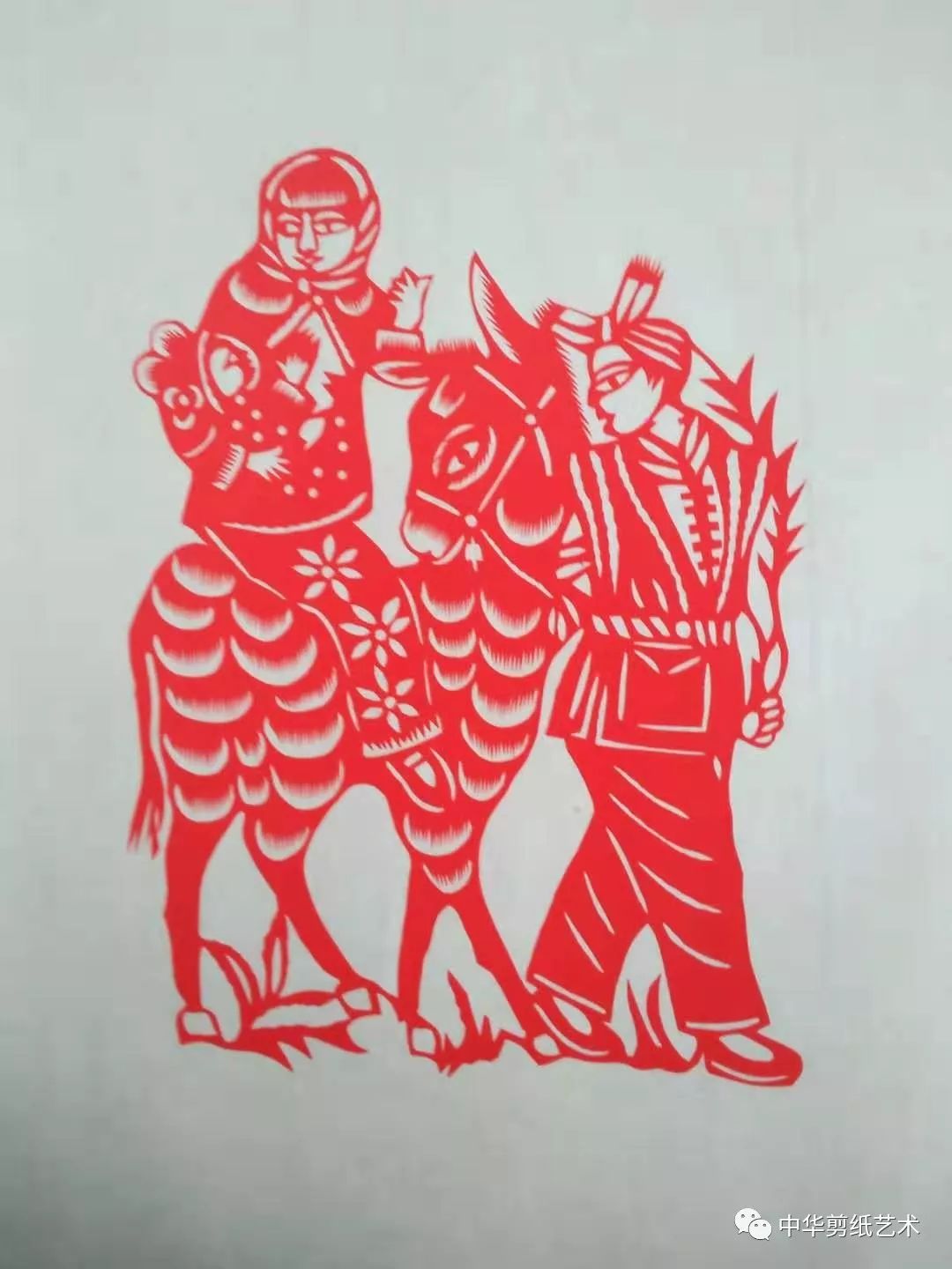 陕西榆林乔玉梅女士剪纸艺术赏析