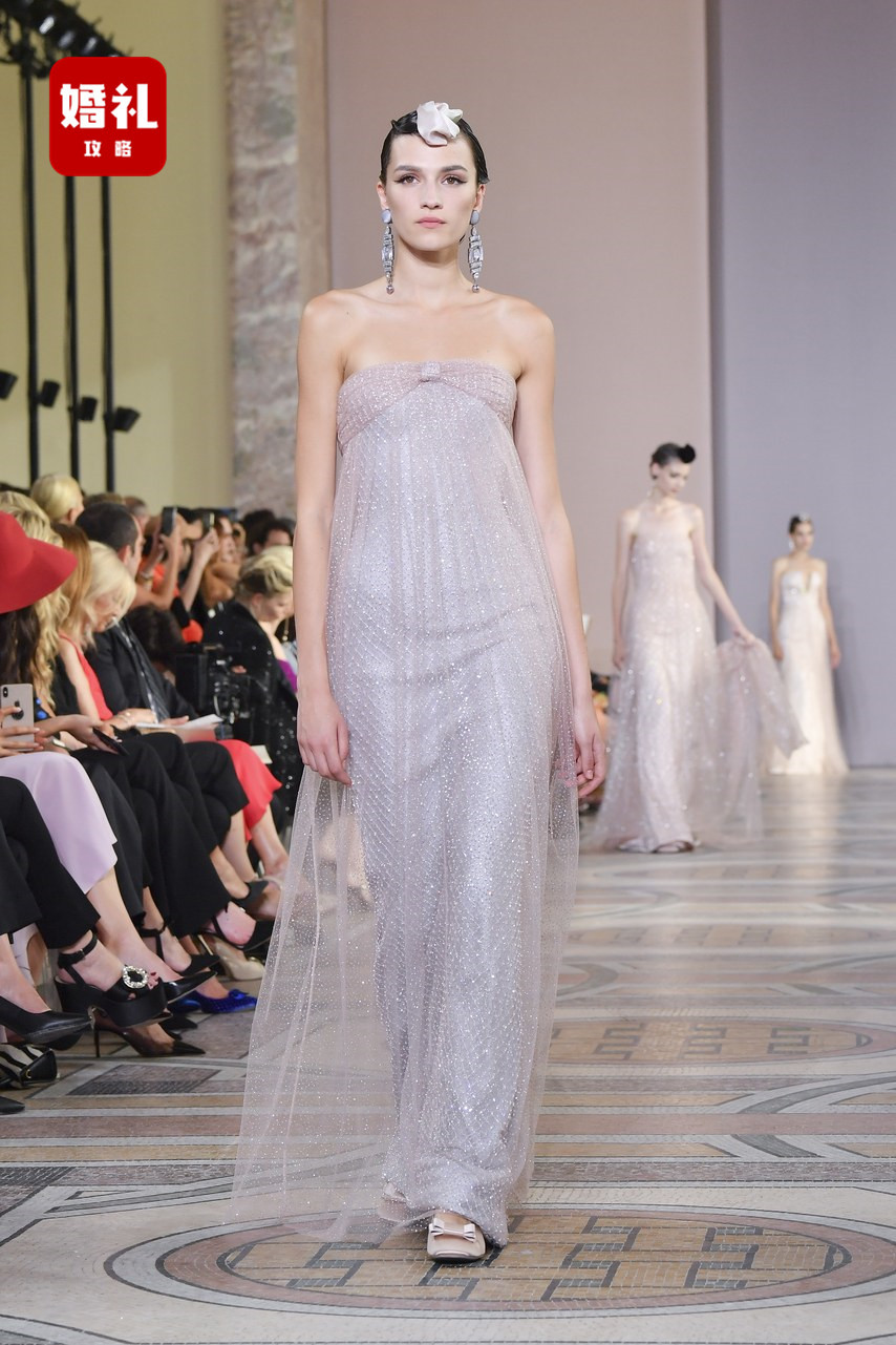 未来一年的婚纱潮流在这巴黎高定时装周婚礼攻略独家首发上