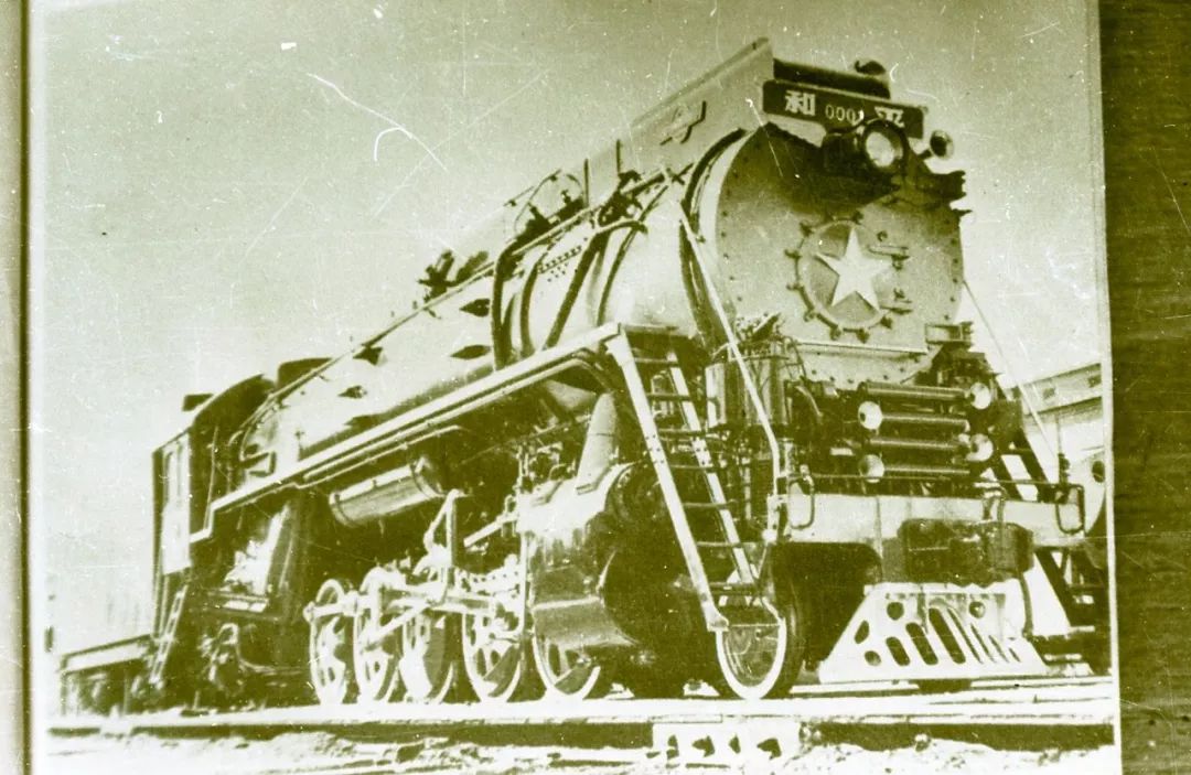 第一台蒸汽机图片
