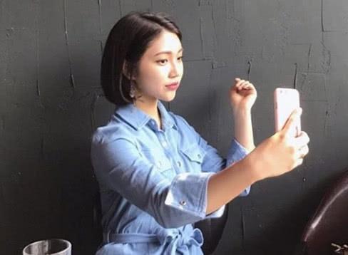 大学时期的丑小鸭,毕业3年成了女神,健身是最好的整容!_金美妍