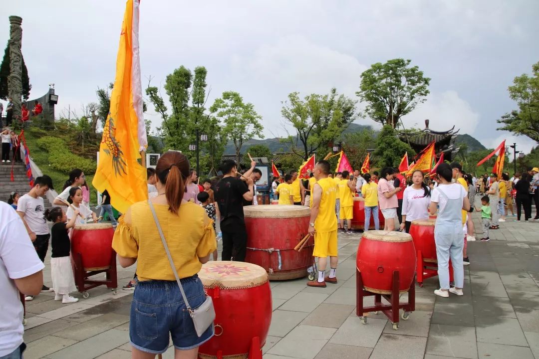 【关注】浙闽两省游客齐聚泰顺茗石旅游风情小镇共迎禳神节开幕_马仙