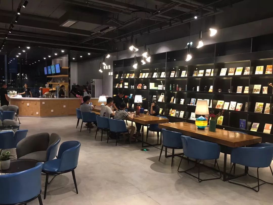 德州解放路新华书店暨24小时不打烊的新华崇德书房惊艳亮相