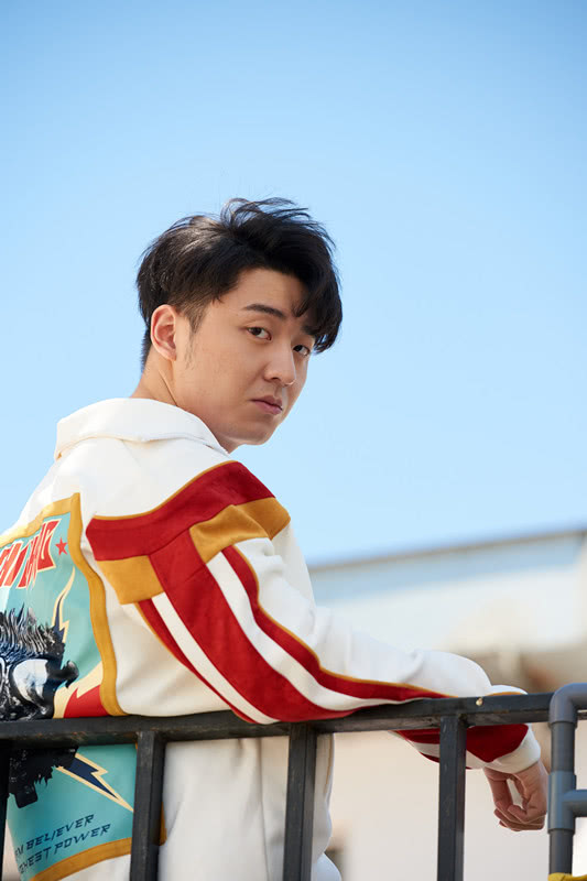 电影鬼吹灯之湘西密藏开机李殿尊高度还原王胖子