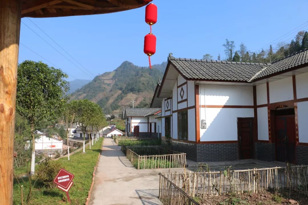 乐山家长们请注意绿动乐山第二期醉美乡村夏令营还有少量名额报名走起