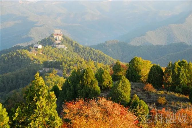 志丹县九吾山景区图片