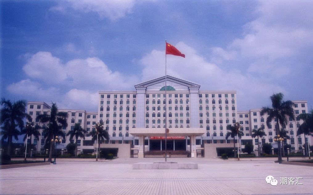 丰顺新世纪广场变成这样了