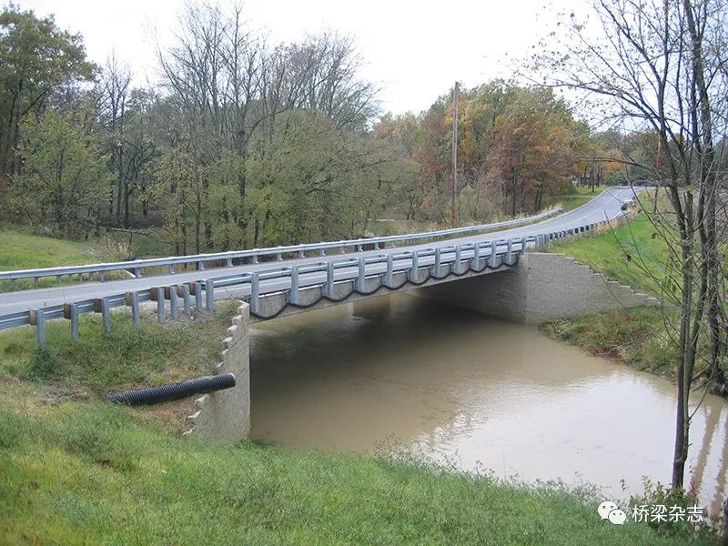 1230亿从美国桥梁修复费用缺口看中国中小桥梁无缝化发展