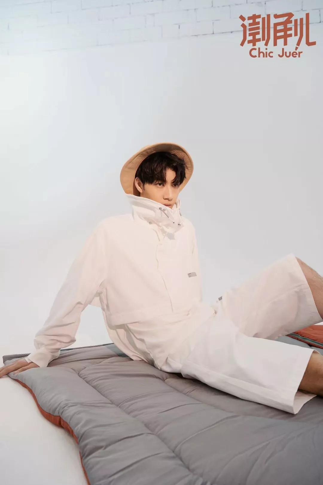 新面孔model陈子由这个7月好戏不断