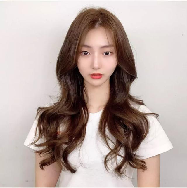 最显年轻的网红发型