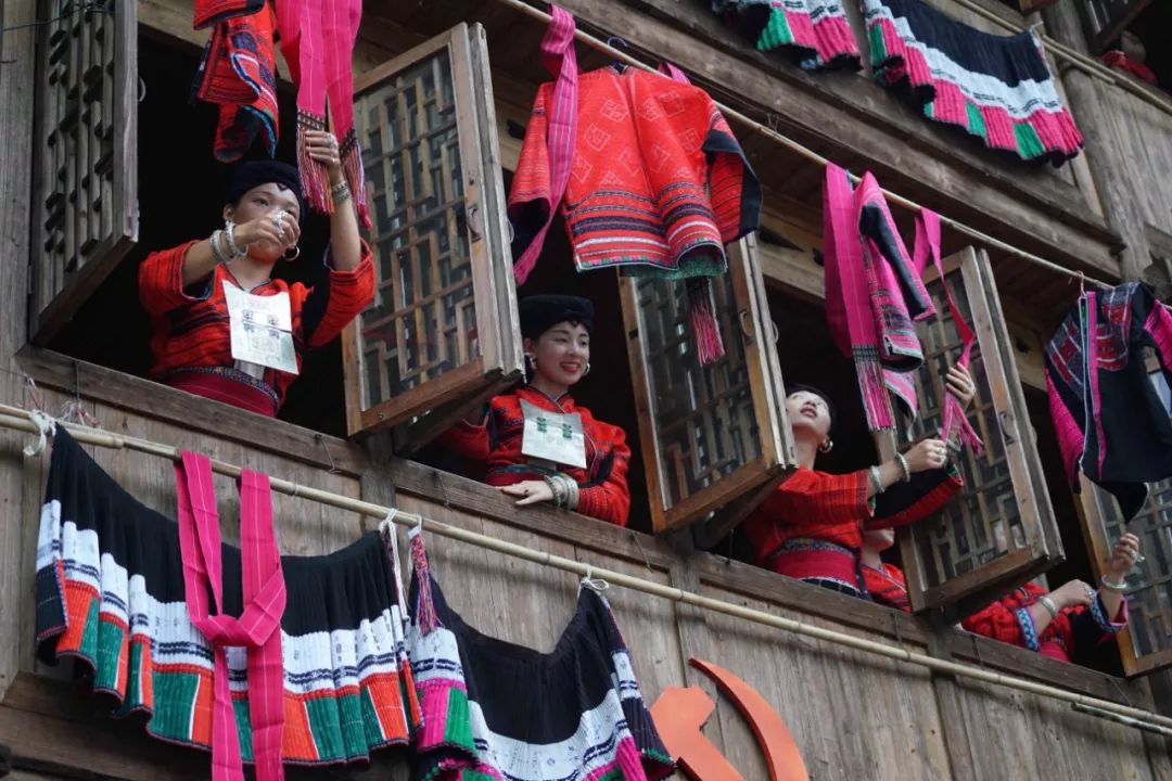 龙胜:红瑶六月六,多姿多彩晒衣节(绝美航拍视频)