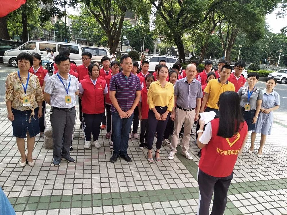 普宁三中青年志愿服务基地的正式成立,为普宁三中青年学生提供了更多