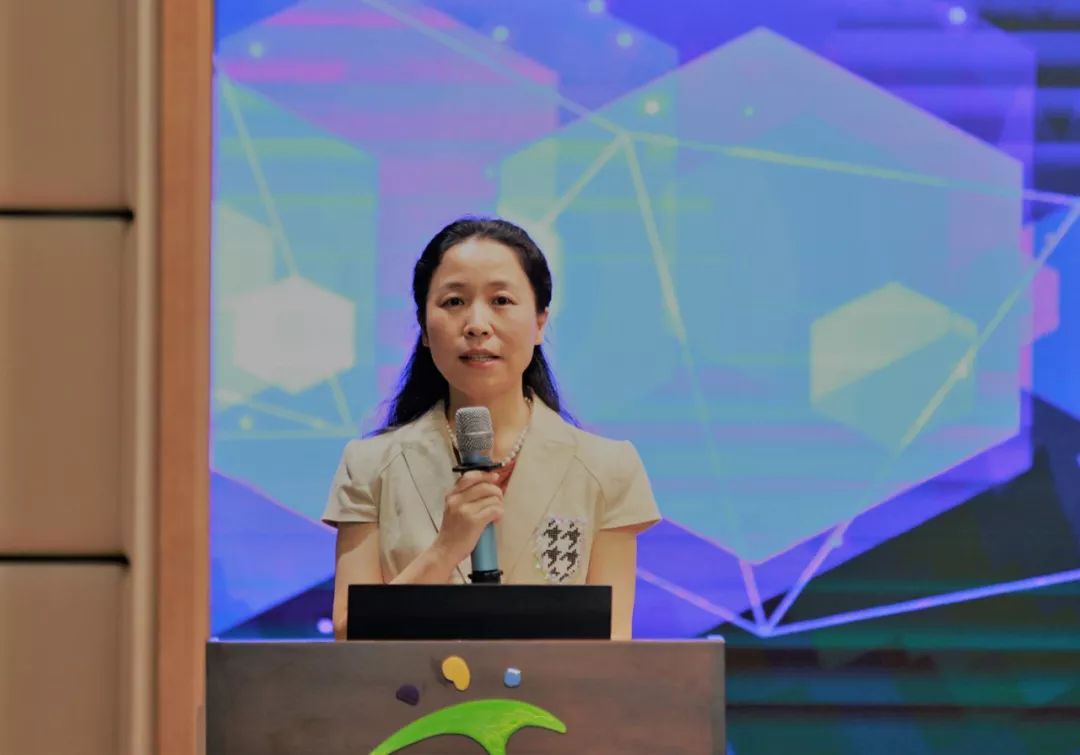 宁海县教育局刘永宽副局长发表了热情洋溢的讲话,欢迎与会代表,并介绍