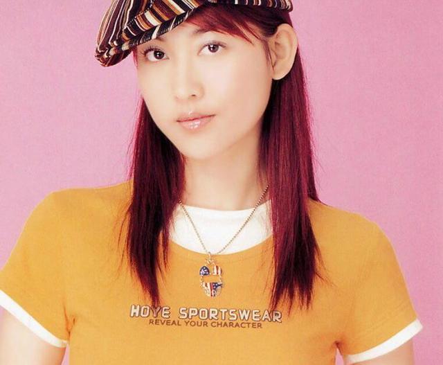 林峰前女友为替父还债出道,拒绝潜规则后被雪藏,今嫁豪门成阔太