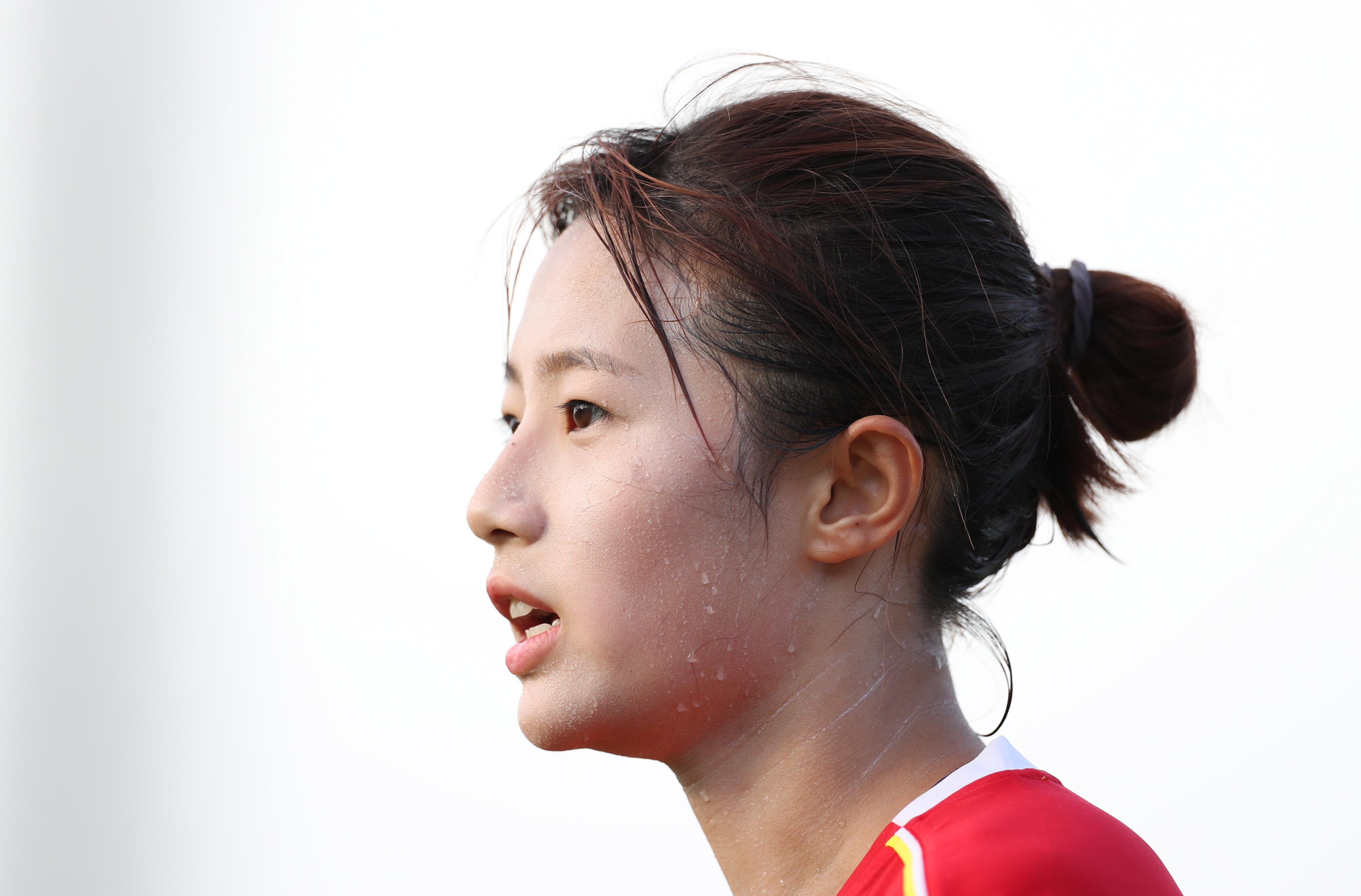 7月8日,中国队球员熊熙在比赛中.