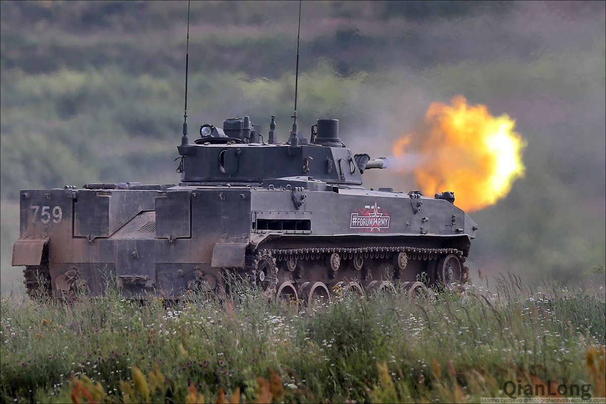 "军队"-2019论坛动态演示现场 多种新型装备尽数出动