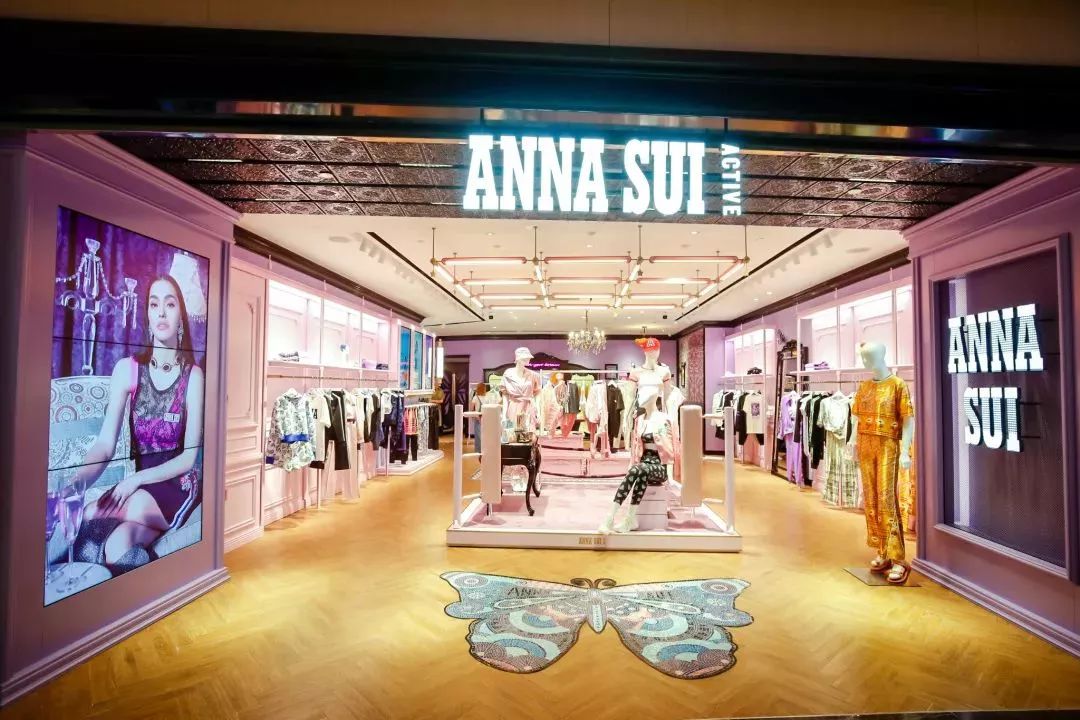 anna sui active全球首家门店盛大开幕,为何引得明星也光顾?_安娜苏