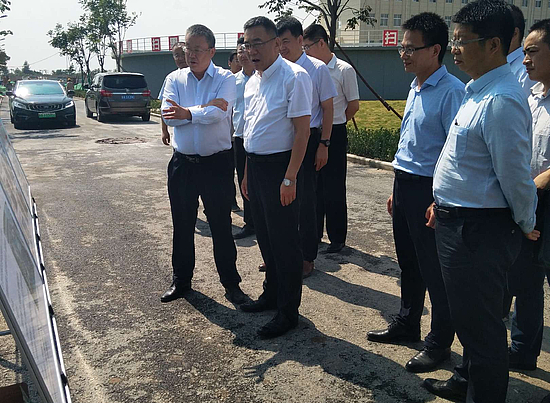 姚海军调研新区污水处理厂提标改造工作并召开座谈会