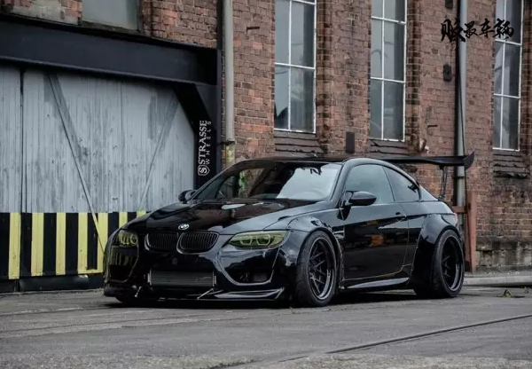 无宽不欢宝马m3改装信仰永不落幕