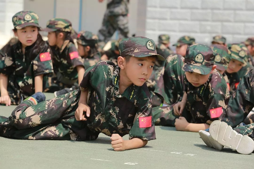 少年军校铸军魂堤小少年当自强济南市堤口路小学少年军校军训课程纪实