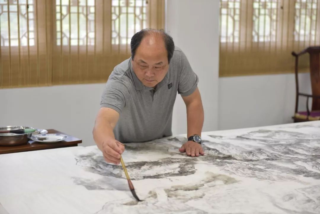 据悉,乐震文的工作室也将于不久之后落户于宝山,与这里已经有的谷好好