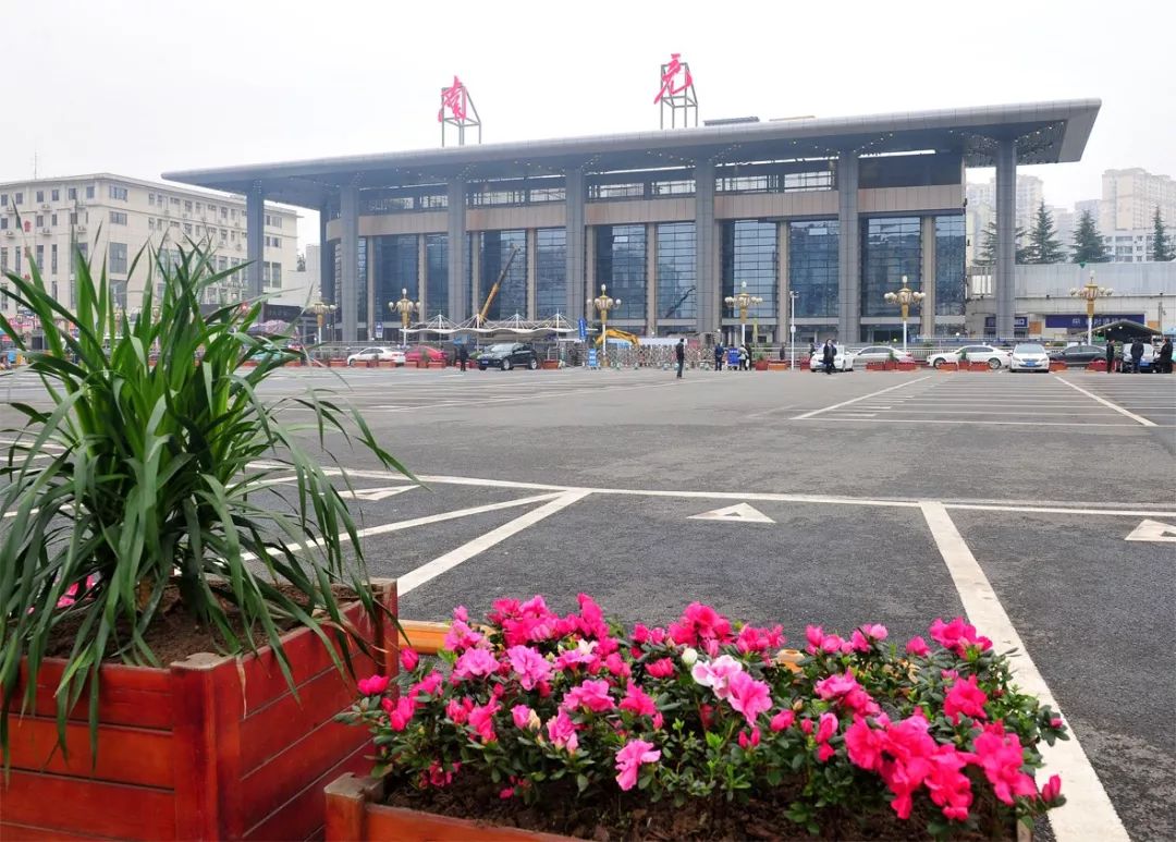 南充也没那么好,房价居然7千多