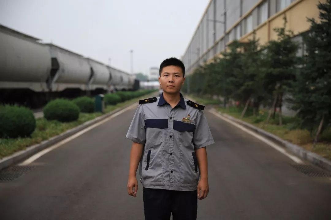 生蛋壳刻路徽,这个小伙子不简单!_李明