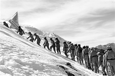 红军爬雪山图片大全图片