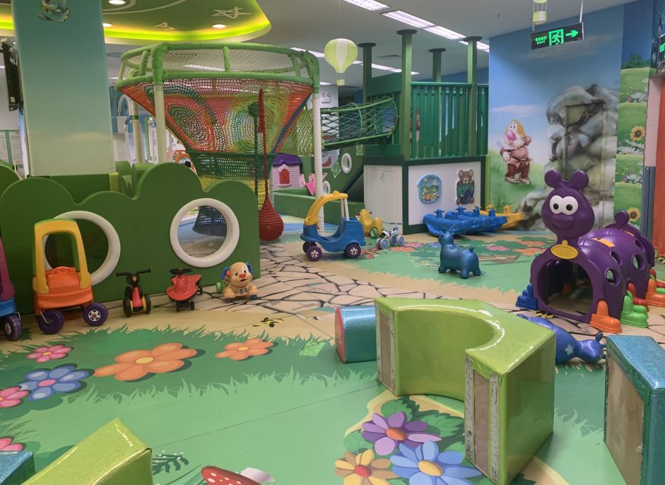 孩子王儿童乐园想要的游乐项目一应俱全数不清的互动游戏能学到各方面