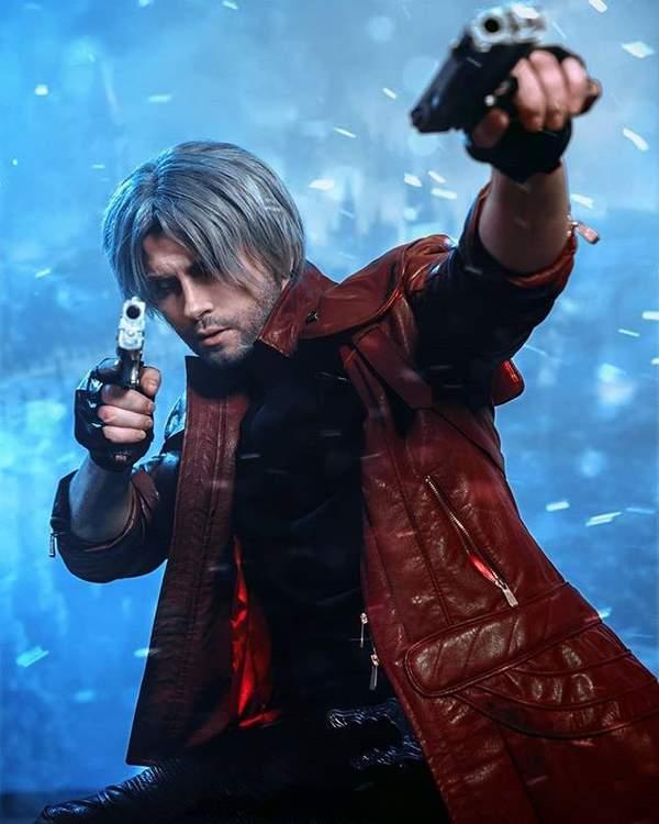 俄罗斯帅哥cos鬼泣5但丁大秀胸肌姿势帅气迷人