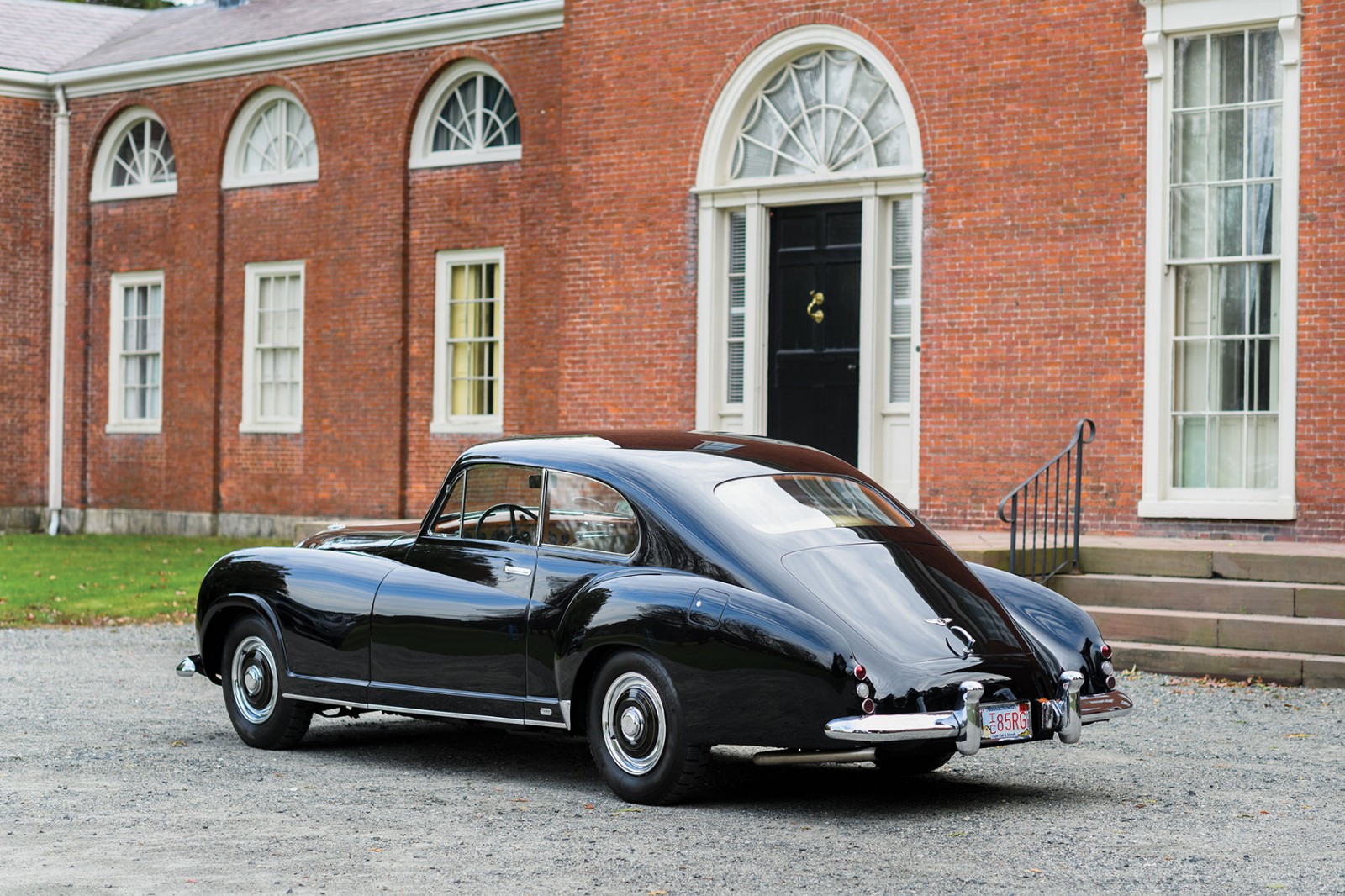 展示未来奢华出行愿景宾利exp100gt概念车发布