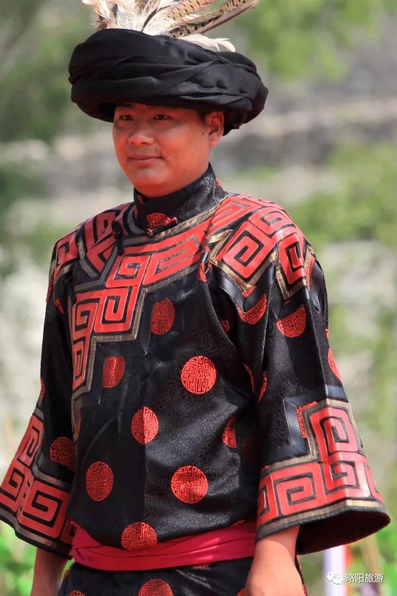 来略阳探索你不知道的羌族文化和羌族服饰