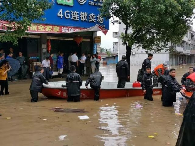 因長時間強降雨,2019年7月9日14時左右,江西省鷹潭市餘江區馬荃鎮白塔