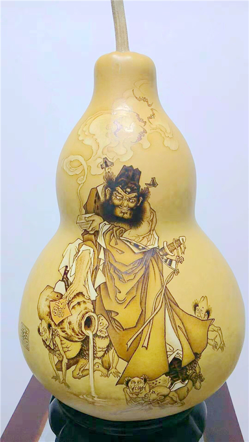匠心传承气韵天成专访烙画名家张敬波