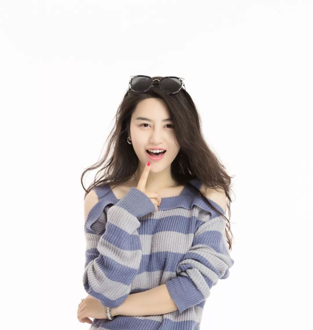 演员:李彧 演员:马菁菁 演员:李洋演员:高子涵 演员:薛靖骞