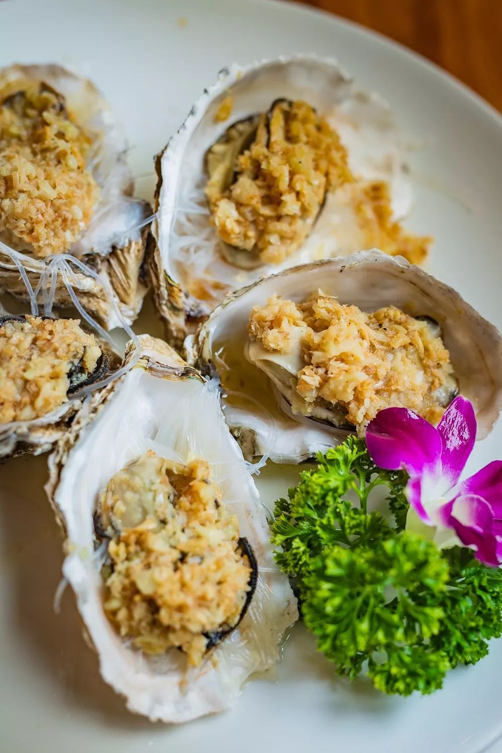 锡城惊现抖音11w网红生蚝49元只速来打卡内含福利