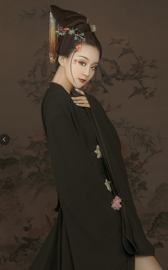 粉黛红颜,秀色可餐,见之不忘