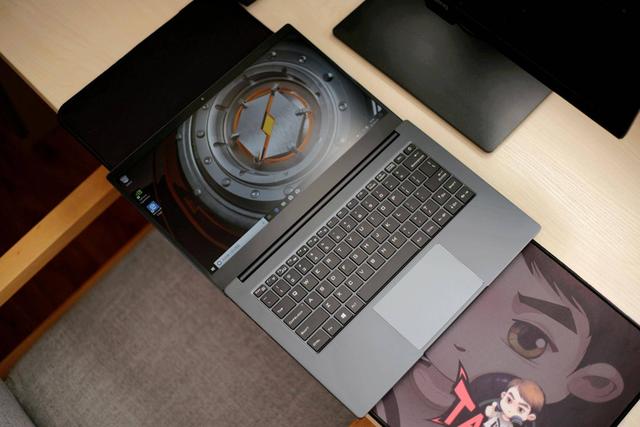 一番对比后终剁手3999元水桶型笔记本电脑机械革命s1pro晒单评测