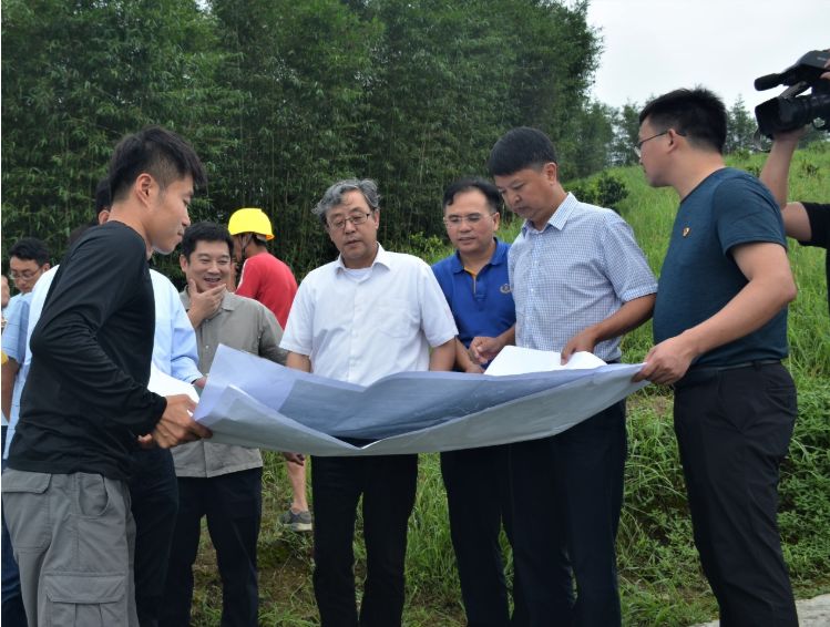 前赴後繼caup接力重建同濟第二故鄉吳志強赴宜賓長寧指導災後恢復重建