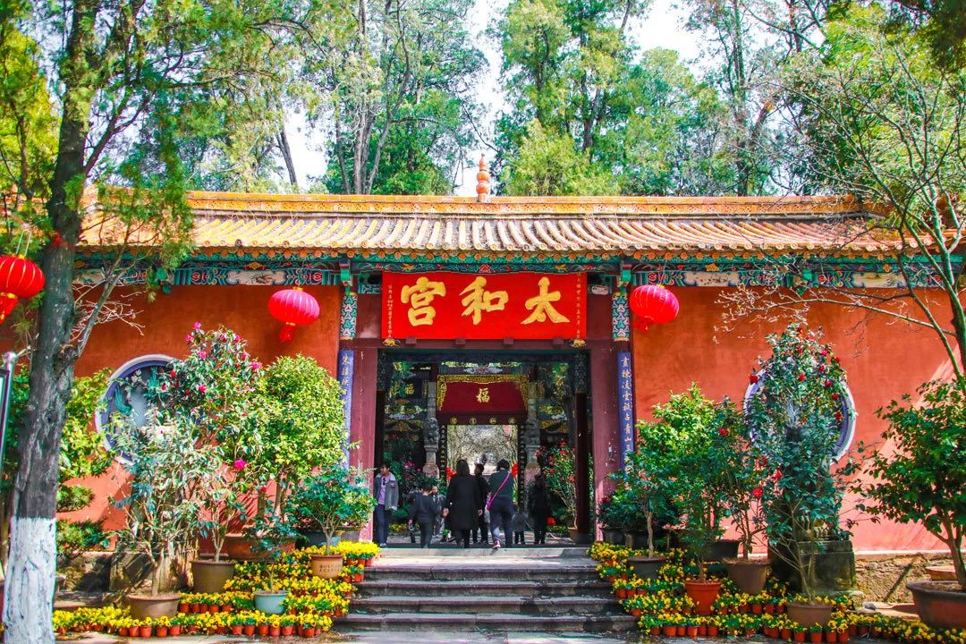 岁月名胜古迹昆明金殿