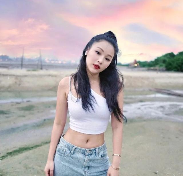 26岁人气女神直言:希望能拍更多剧集_蔚雨芯