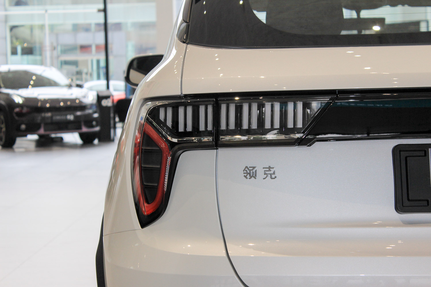 配置高调的入门款 2019款领克01纯版到店实拍