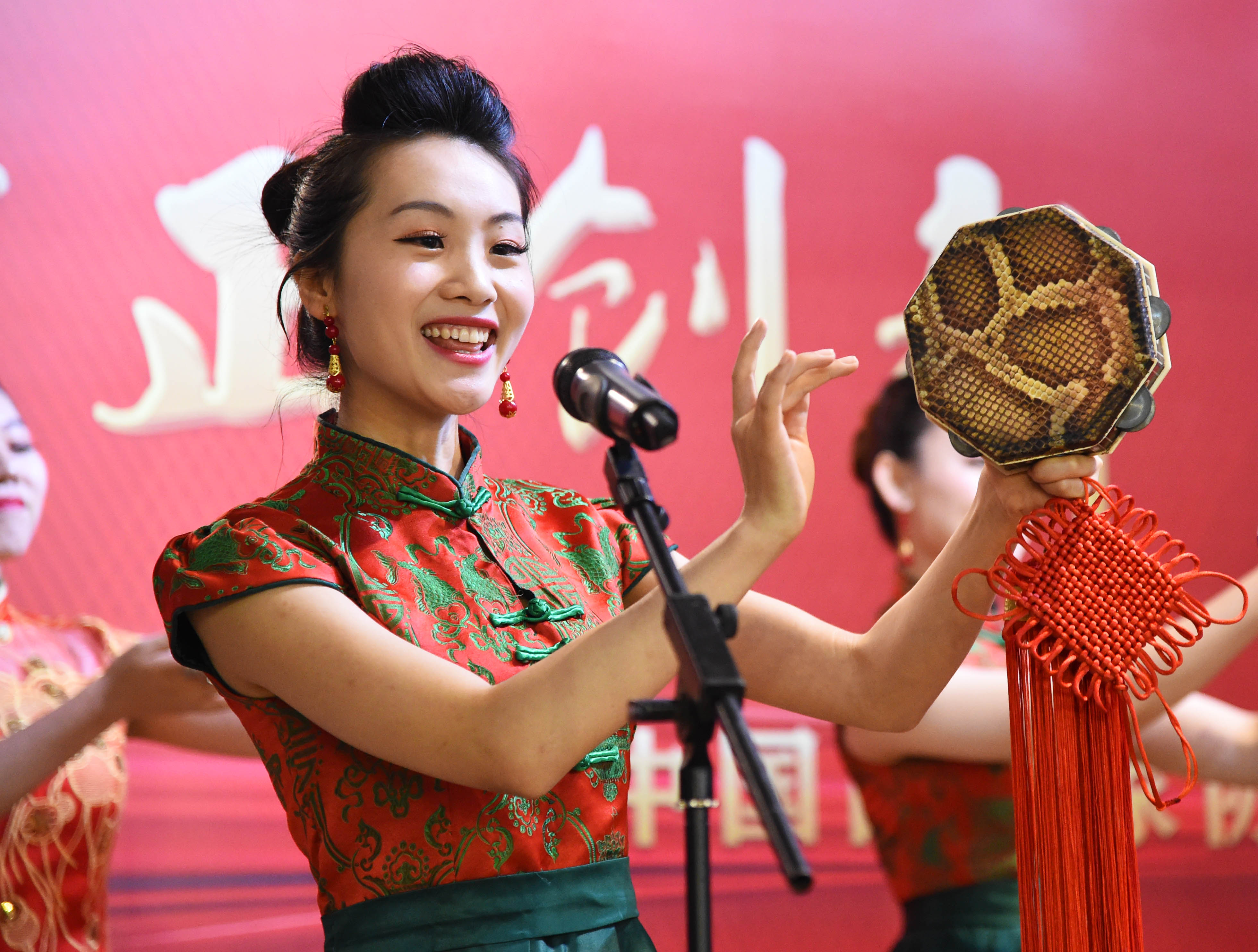 让观众感受曲艺文化魅力