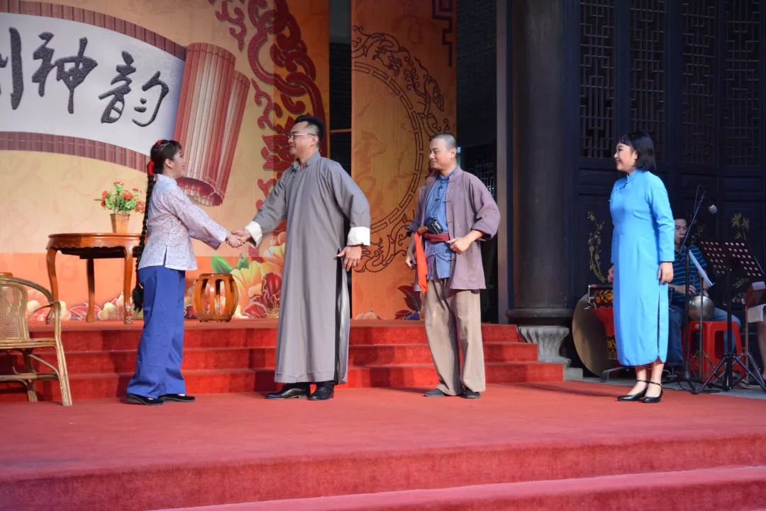 邕州剧场地方戏曲月月演丨大型现代粤剧《山乡风云》本周末上演